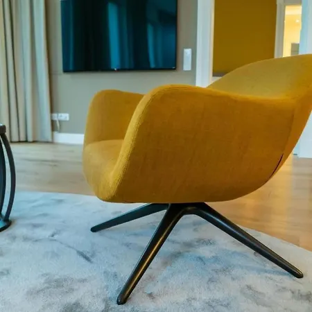 Apartment Gesamte In Mit Grosser Terrasse By Interhome