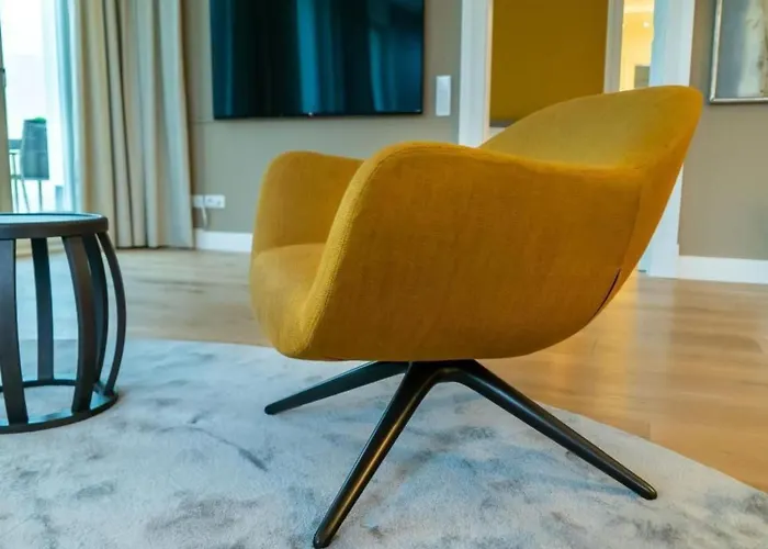 Apartment Gesamte In Mit Grosser Terrasse By Interhome